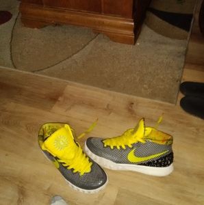 Kyrie rise 1 LTD shoes